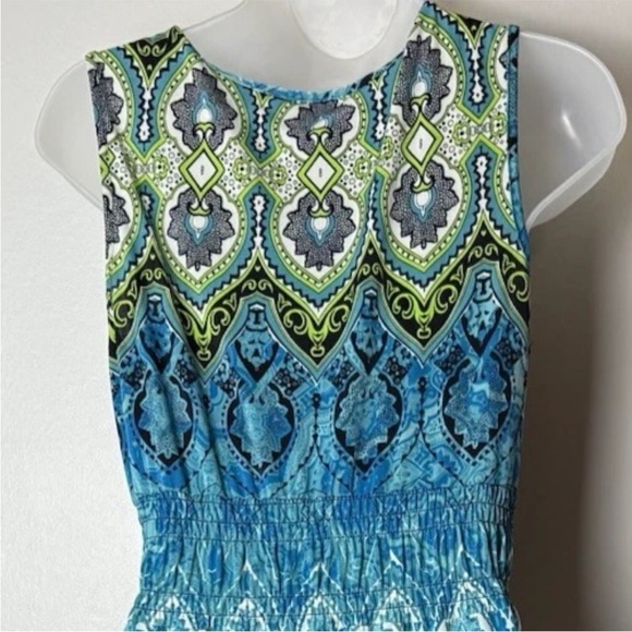 Mlle Gabrielle Maxi Dress Size Medium Sleeveless V-Neck Stretch Blue Black Green - Picture 6 of 7